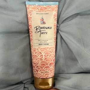 Bath and Body Works Boardwalk Taffy Body Cream